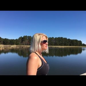 Meet your Posher, April